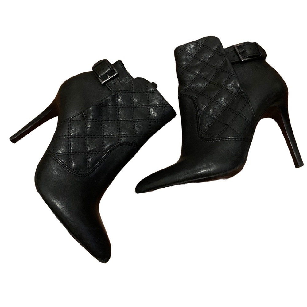 Tory Burch leather quilted ankle boots